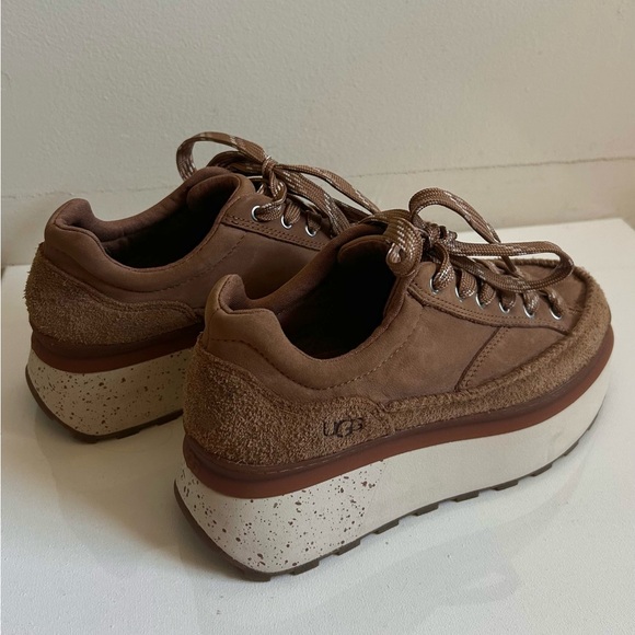 UGG Women’s Marin Lace Sneaker - Picture 3 of 4